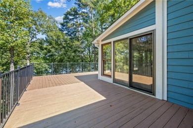 Lake Hartwell location, location, location! Over 100 feet of on The Trail At Chickasaw Pointe in South Carolina - for sale on GolfHomes.com, golf home, golf lot