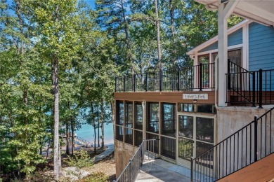 Lake Hartwell location, location, location! Over 100 feet of on The Trail At Chickasaw Pointe in South Carolina - for sale on GolfHomes.com, golf home, golf lot