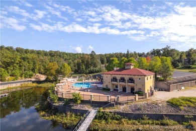 This stunning 3 bedroom, 2.5 bath townhome in Porto Cima has on The Club At Porto Cima in Missouri - for sale on GolfHomes.com, golf home, golf lot