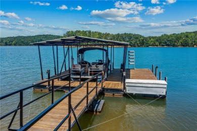 Lake Hartwell location, location, location! Over 100 feet of on The Trail At Chickasaw Pointe in South Carolina - for sale on GolfHomes.com, golf home, golf lot