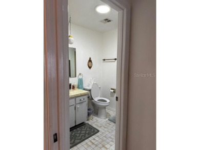 $10,000 PRICE REDUCTION! Welcome to this fully furnished 2 on Kings Point Executive Golf Course in Florida - for sale on GolfHomes.com, golf home, golf lot