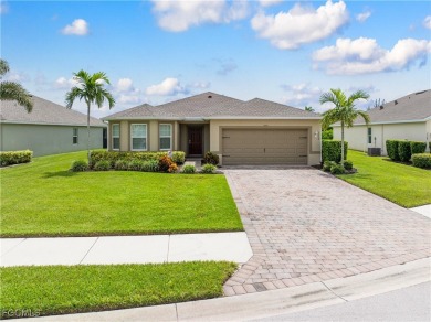 Welcome to your Florida lifestyle retreat in the sought-after on Sabal Springs Golf and Racquet Club in Florida - for sale on GolfHomes.com, golf home, golf lot