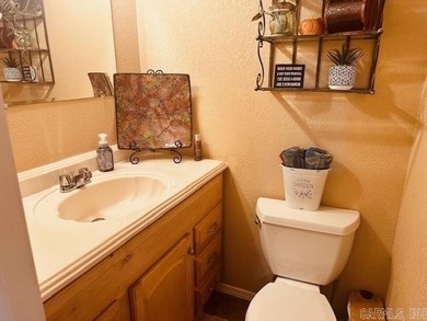 Charming Chelsea Condo in beautiful Fairview Bay,Arkansas if on Indian Hills Country Club in Arkansas - for sale on GolfHomes.com, golf home, golf lot