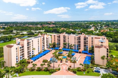 Pristine, fully renovated 2BD/2BA plus den penthouse in Boca on Boca Pointe Country Club in Florida - for sale on GolfHomes.com, golf home, golf lot