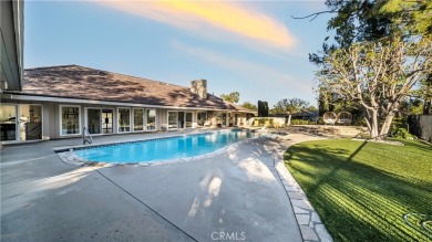 Welcome to this sprawling single-story estate located in the on Knollwood Golf Club in California - for sale on GolfHomes.com, golf home, golf lot