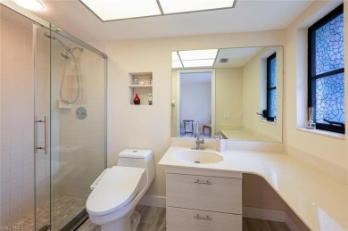 This beautifully maintained 2BR/2BA home offers a spacious on Riviera Golf Club in Florida - for sale on GolfHomes.com, golf home, golf lot