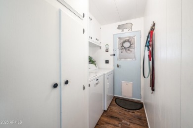 This charming and well-maintained, recently updated 2-bedroom on Fountain of the Sun Country Club in Arizona - for sale on GolfHomes.com, golf home, golf lot