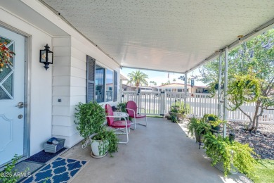 This charming and well-maintained, recently updated 2-bedroom on Fountain of the Sun Country Club in Arizona - for sale on GolfHomes.com, golf home, golf lot