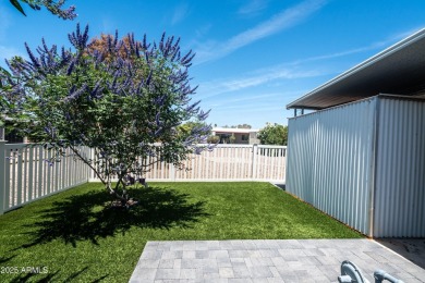 This charming and well-maintained, recently updated 2-bedroom on Fountain of the Sun Country Club in Arizona - for sale on GolfHomes.com, golf home, golf lot