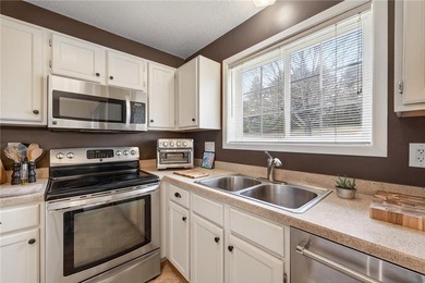 Enjoy the perfect blend of privacy, convenience, and natural on Arbor Pointe Golf Club in Minnesota - for sale on GolfHomes.com, golf home, golf lot