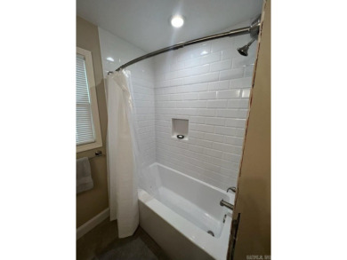 Nicely updated 3 Bedroom, 2.5 Bath Balboa Golf Course Retreat - on Balboa Golf Course in Arkansas - for sale on GolfHomes.com, golf home, golf lot