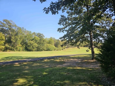 Nicely updated 3 Bedroom, 2.5 Bath Balboa Golf Course Retreat - on Balboa Golf Course in Arkansas - for sale on GolfHomes.com, golf home, golf lot