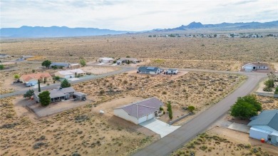 This Valle Vista home sits on nearly one-third of an acre along on Valle Vista Golf Course in Arizona - for sale on GolfHomes.com, golf home, golf lot