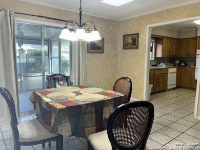 3 bedroom, 2 bath home in Seguin near the golf course. Beautiful on Golf Club of Seguin in Texas - for sale on GolfHomes.com, golf home, golf lot