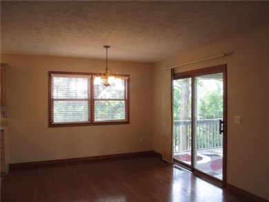 Move in ready Ranch home is waiting for YOU!! Well maintained 3 on Holiday Island Golf Course in Arkansas - for sale on GolfHomes.com, golf home, golf lot