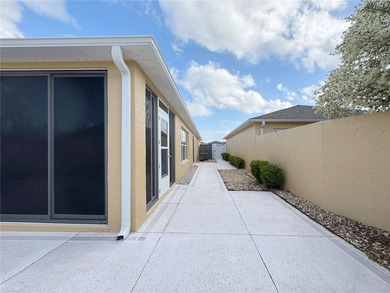 HOT SPOT in THE VILLAGES, FL (Beautiful VILLA BEREA!)  Adorable on Glenview Championship Golf and Country Club in Florida - for sale on GolfHomes.com, golf home, golf lot