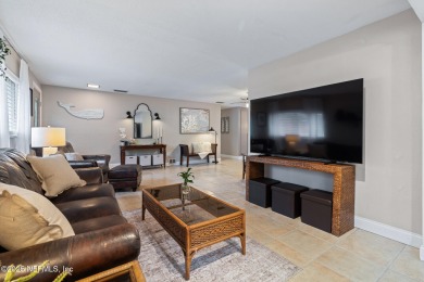 HVAC Replacement Credit with accepted full price offer! Nestled on Palm Harbor Golf Club in Florida - for sale on GolfHomes.com, golf home, golf lot