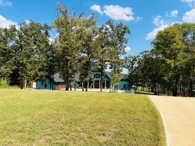 True turn-key opportunity! House comes fully furnished (owner on Pinnacle Golf and Boat Club in Texas - for sale on GolfHomes.com, golf home, golf lot