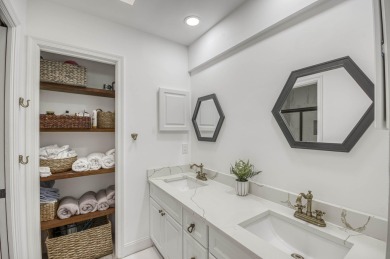 This beautifully updated villa, located in the highly on Heritage Ridge Golf Club in Florida - for sale on GolfHomes.com, golf home, golf lot