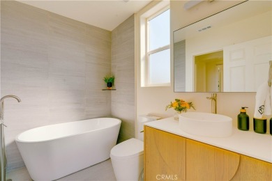 This property is located in the vibrant Highland Park on Arroyo Seco Golf Course in California - for sale on GolfHomes.com, golf home, golf lot
