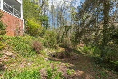 Rare opportunity near Waynesville Country Club! Spacious 4BD/4BA on Waynesville Country Club Inn in North Carolina - for sale on GolfHomes.com, golf home, golf lot