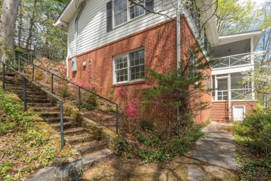 Rare opportunity near Waynesville Country Club! Spacious 4BD/4BA on Waynesville Country Club Inn in North Carolina - for sale on GolfHomes.com, golf home, golf lot