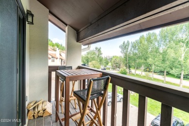 Natural light pours into this serene Scandinavian-inspired on Eagle Vail Golf Course in Colorado - for sale on GolfHomes.com, golf home, golf lot