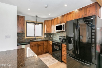 Natural light pours into this serene Scandinavian-inspired on Eagle Vail Golf Course in Colorado - for sale on GolfHomes.com, golf home, golf lot