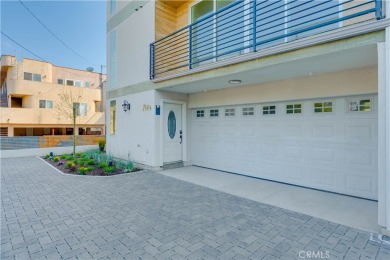 This property is located in the vibrant Highland Park on Arroyo Seco Golf Course in California - for sale on GolfHomes.com, golf home, golf lot