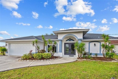 CORNER LOT! Spacious 3 bedroom, 2 bath, 2-car garage pool home on Pinemoor West Golf Club in Florida - for sale on GolfHomes.com, golf home, golf lot