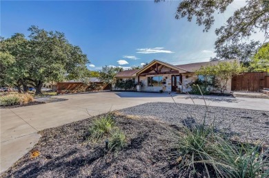 Aggie Game Day Haven!! Step into a one-of-a-kind retreat at 1612 on Texas AandM University Golf Course in Texas - for sale on GolfHomes.com, golf home, golf lot