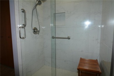 Perfectly Maintained One Level Townhome. Walking distance to on Stones Throw Golf Course in Minnesota - for sale on GolfHomes.com, golf home, golf lot