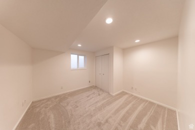 *Days on Market* is really only 5- due to buyers not being able on Davis Park Golf Course in Utah - for sale on GolfHomes.com, golf home, golf lot