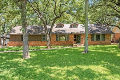 Welcome to this spacious home filled with character and history on Meadowbrook Golf Course in Texas - for sale on GolfHomes.com, golf home, golf lot