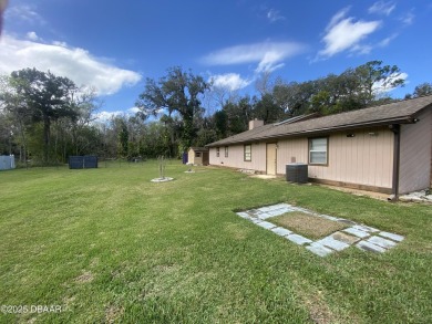 Amazing House in a Exclusive golfing Neighborhood,, Convenient on Riviera Country Club in Florida - for sale on GolfHomes.com, golf home, golf lot