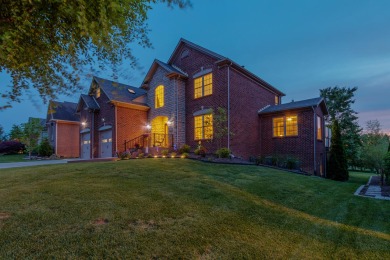This Two-Story Home Overlooks Cherry Blossom Golf Course. With on Cherry Blossom Golf and Country Club in Kentucky - for sale on GolfHomes.com, golf home, golf lot