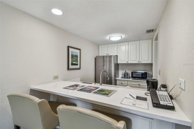 Under contract-accepting backup offers. DELUXE EXECUTIVE SUITE on Innisbrook Resort and Golf Club in Florida - for sale on GolfHomes.com, golf home, golf lot