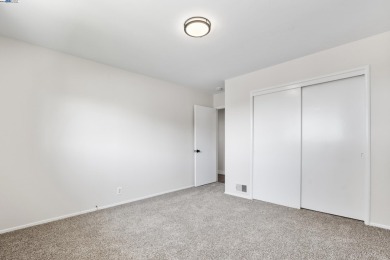 Come see the charm and comfort of this updated home, featuring on Willow Park Golf Course in California - for sale on GolfHomes.com, golf home, golf lot