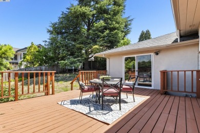 Come see the charm and comfort of this updated home, featuring on Willow Park Golf Course in California - for sale on GolfHomes.com, golf home, golf lot