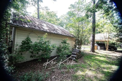 Welcome to your private sanctuary in the heart of the on Holly Lake Ranch Golf Club in Texas - for sale on GolfHomes.com, golf home, golf lot