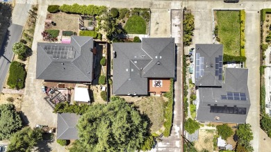 Come see the charm and comfort of this updated home, featuring on Willow Park Golf Course in California - for sale on GolfHomes.com, golf home, golf lot