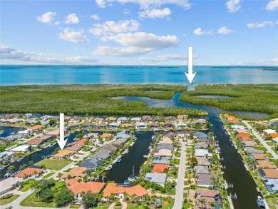 PUNTA GORDA ISLES!! SPACIOUS 3 BEDROOM, 2.5 BATH, WATERFRONT W/ on Saint Andrews South Golf Club in Florida - for sale on GolfHomes.com, golf home, golf lot