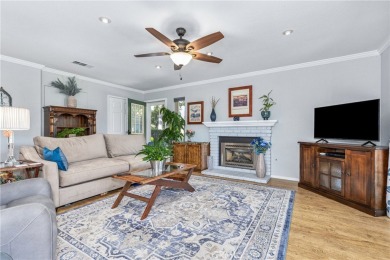 Step into this stunning 2 bedroom, 2 bathroom condo that on River Oaks Golf Course in California - for sale on GolfHomes.com, golf home, golf lot
