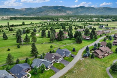 This home on the Stoneridge Golf Course has fantastic curb on Stoneridge Golf Club in Idaho - for sale on GolfHomes.com, golf home, golf lot