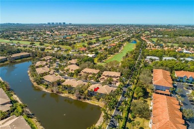 Welcome to this light and bright coach home in the desirable on Spanish Wells Golf and Country Club in Florida - for sale on GolfHomes.com, golf home, golf lot