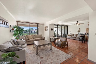 Enjoy living the SW Florida lifestyle in this *move in ready* 3 on The Landings Yacht, Golf and Tennis Club in Florida - for sale on GolfHomes.com, golf home, golf lot