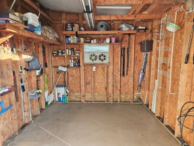 This 2005 Skyline with 2-bedrooms, 2 baths and 1,176 square feet on Big Cypress Golf and Country Club in Florida - for sale on GolfHomes.com, golf home, golf lot