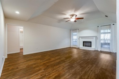 Welcome to easy living in sought-after Pecan Plantation--where on Pecan Plantation Country Club in Texas - for sale on GolfHomes.com, golf home, golf lot