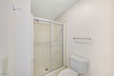 This spacious 3 bedroom & 2 bath home sits on your own lot and on Pine Lakes Country Club in Florida - for sale on GolfHomes.com, golf home, golf lot