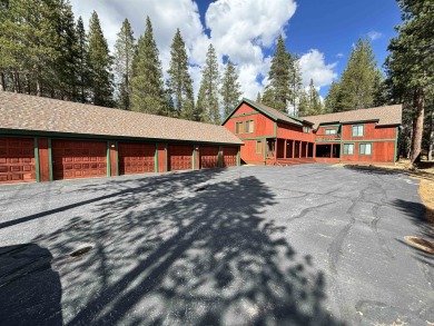 This fully turnkey townhome is the perfect retreat nestled in on Tahoe Donner Golf Course in California - for sale on GolfHomes.com, golf home, golf lot